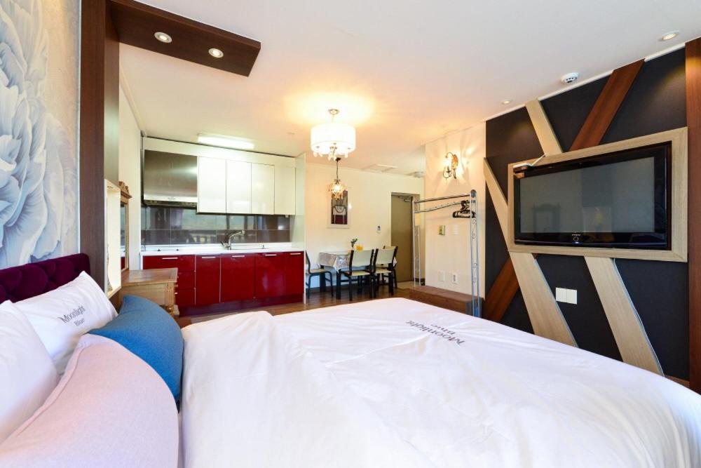 Moonlight Blue Pension Gapyeong Eksteriør billede
